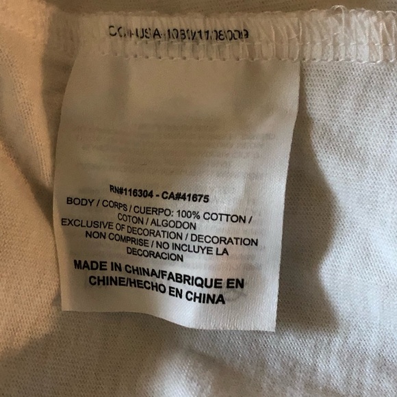 Converse T-Shirt, NWOT, Medium, pet/smoke free home - Picture 9 of 14